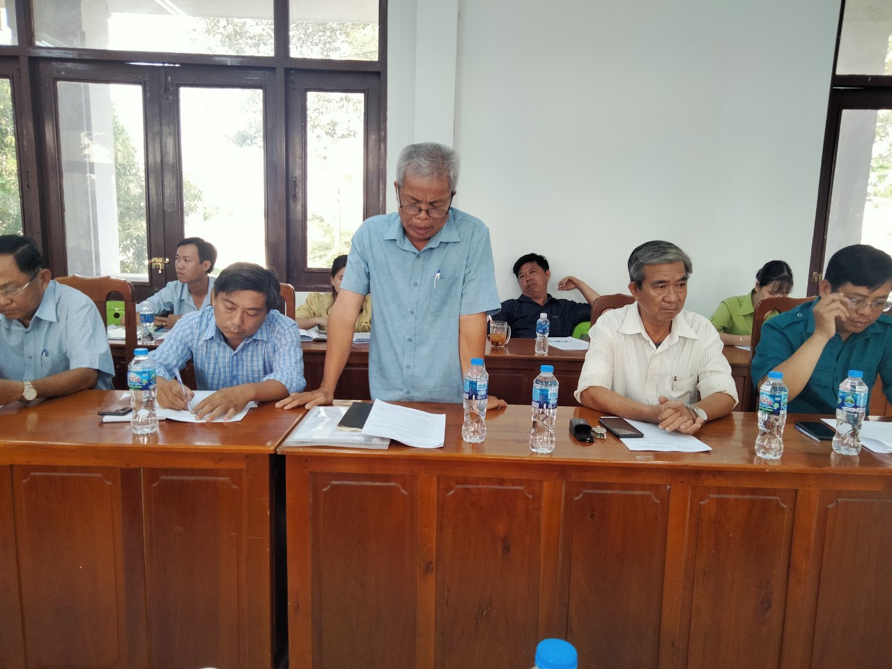 Quang cảnh cuộc họp