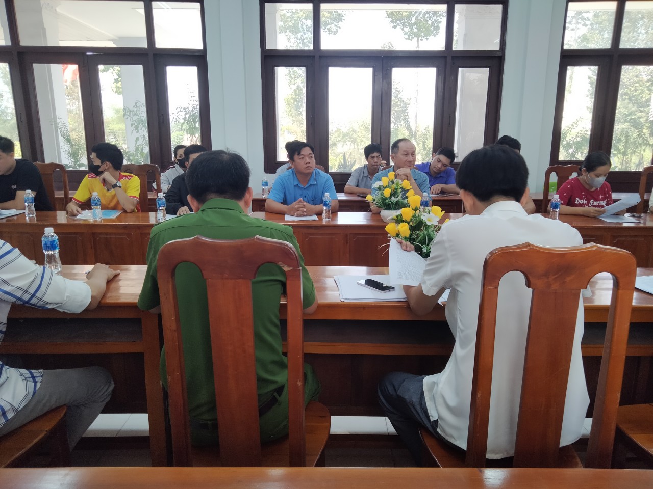 Quang cảnh cuộc họp