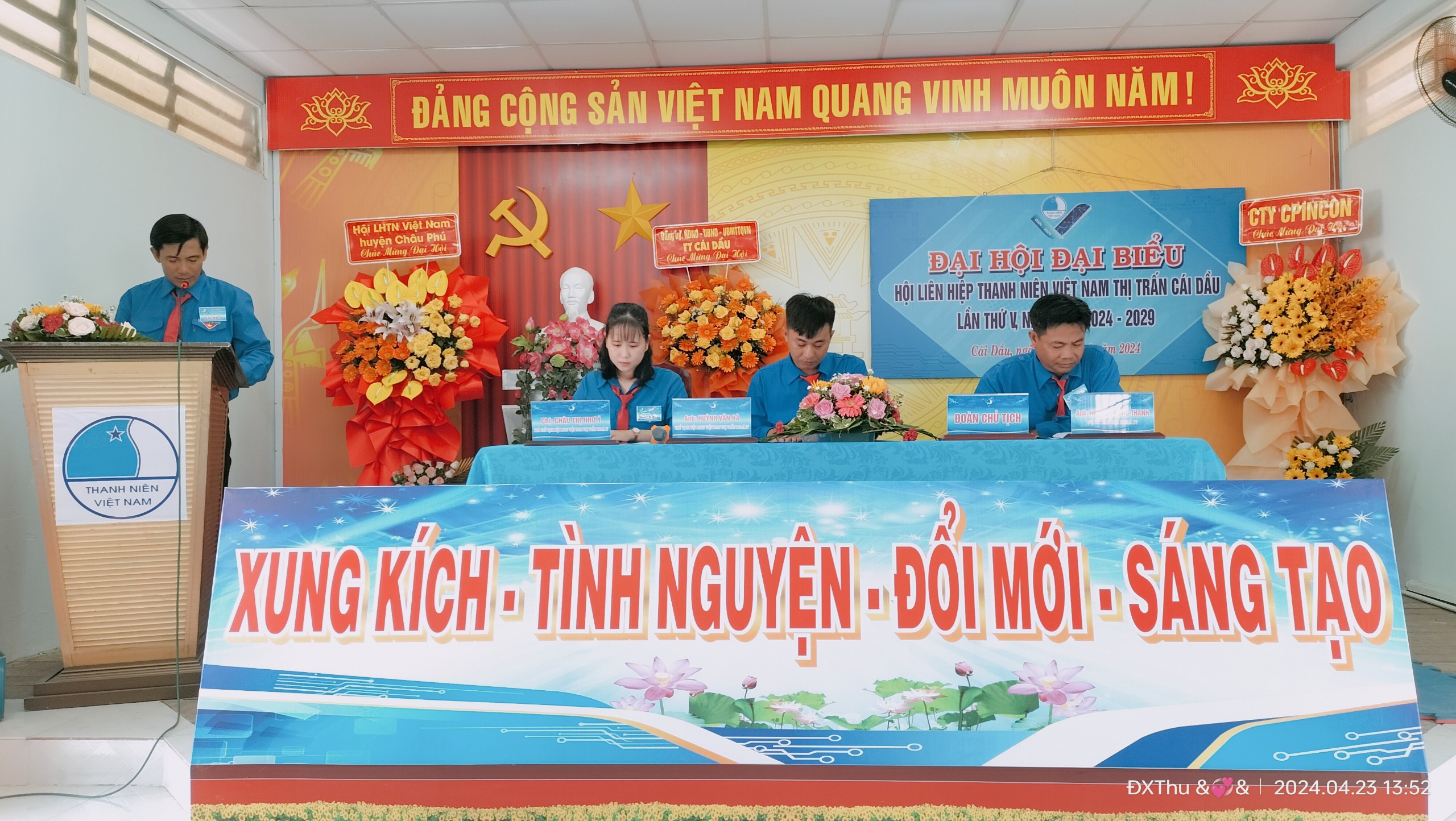 Quang cảnh Đại Hội